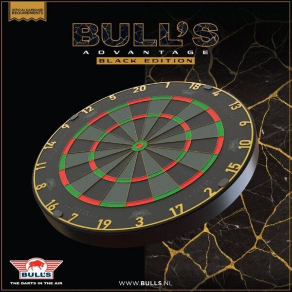 Dartbord Bull's Advantage Black van Biljarts 't Clubke